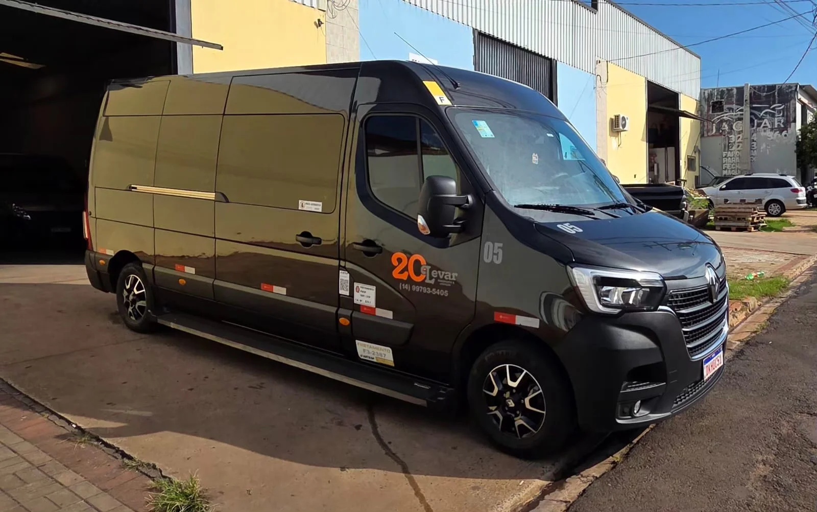 Renault Master 20Levar